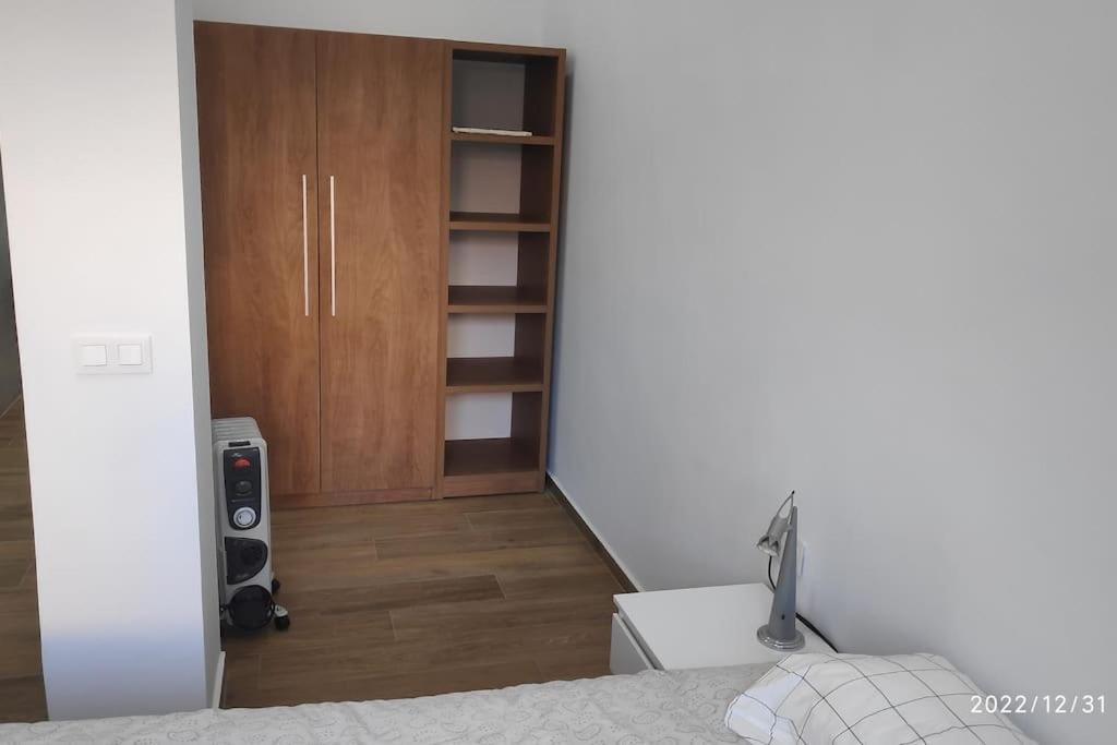 Precioso Apartamento Con Magnifico Patio. Sant Feliu de Llobregat Esterno foto